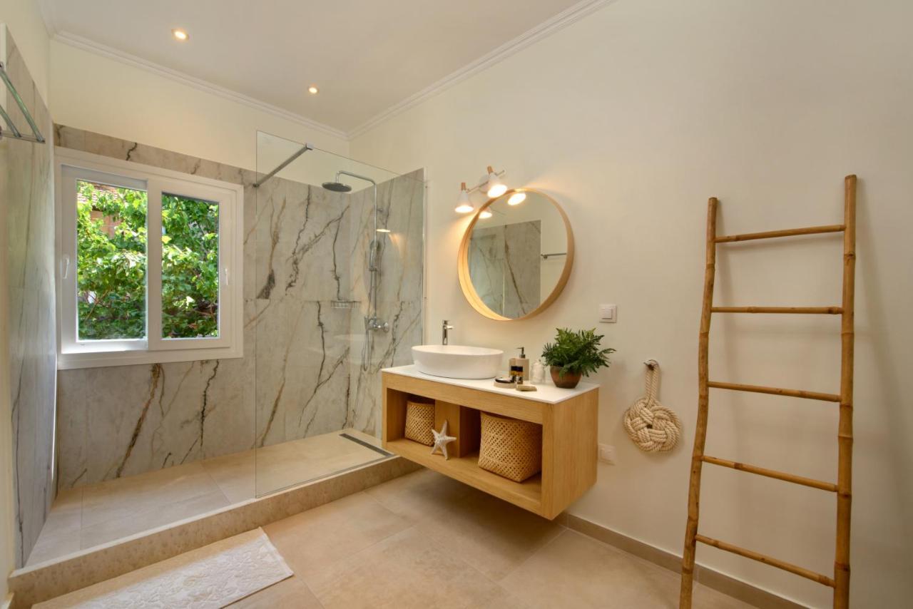 La Maisonette House In The Heart Of Liapades Close To Rovinia Beach & Paleokastritsa Exterior foto